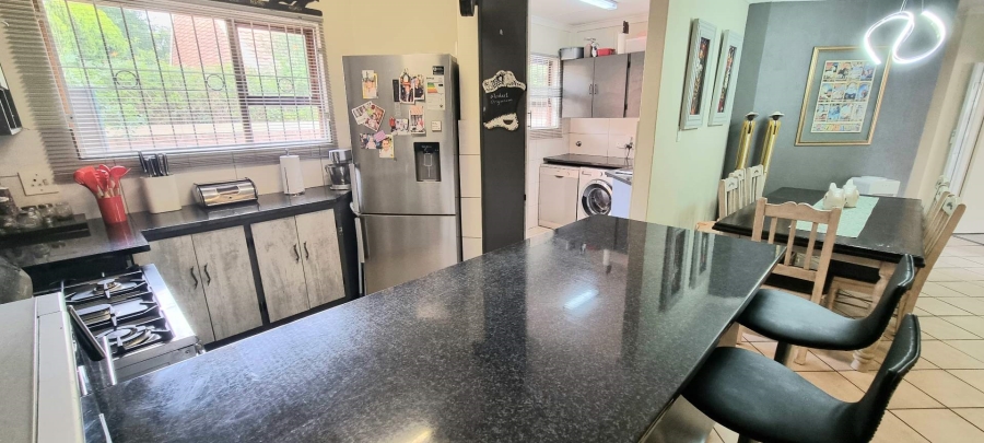 3 Bedroom Property for Sale in Langenhovenpark Free State